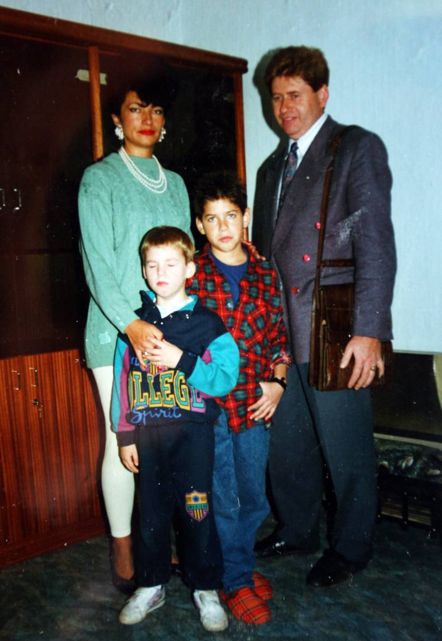 Peveci: Sustigla nas je kletva 'Dabogda imao pa onda nemao'