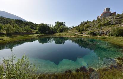 Možemo promijeniti, i pobijediti stranke - ali pobijedimo mi sebe