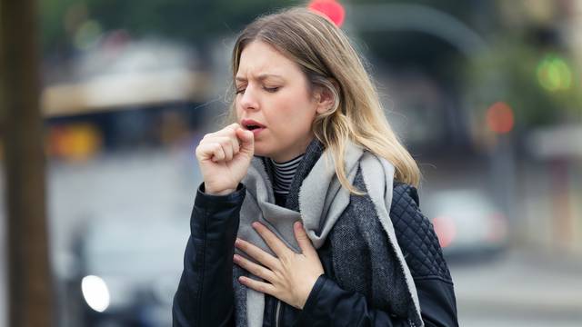Ako kašalj traje dulje od tri tjedna - treba se javiti liječniku