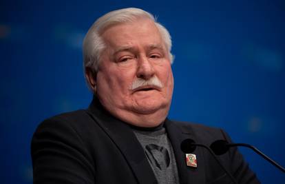 Lech Walesa bankrotirao: Imam prazne džepove, nisam nikome mogao kupiti božićni dar