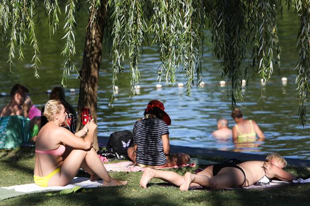 Karlovac: Osvjezenje na rijeci Korani