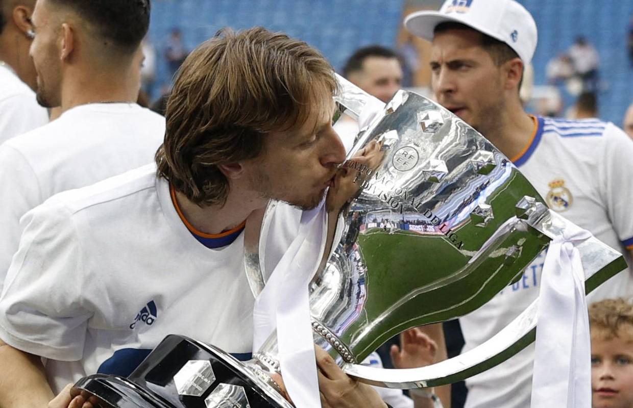 Modrić nakon 19. trofeja u dresu Reala: Nadam se da ćemo ovo ponoviti u srijedu protiv Cityja