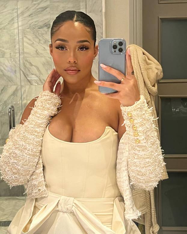 FOTO Djevojka NBA zvijezde na utakmici otkrila previše. Ili ne?