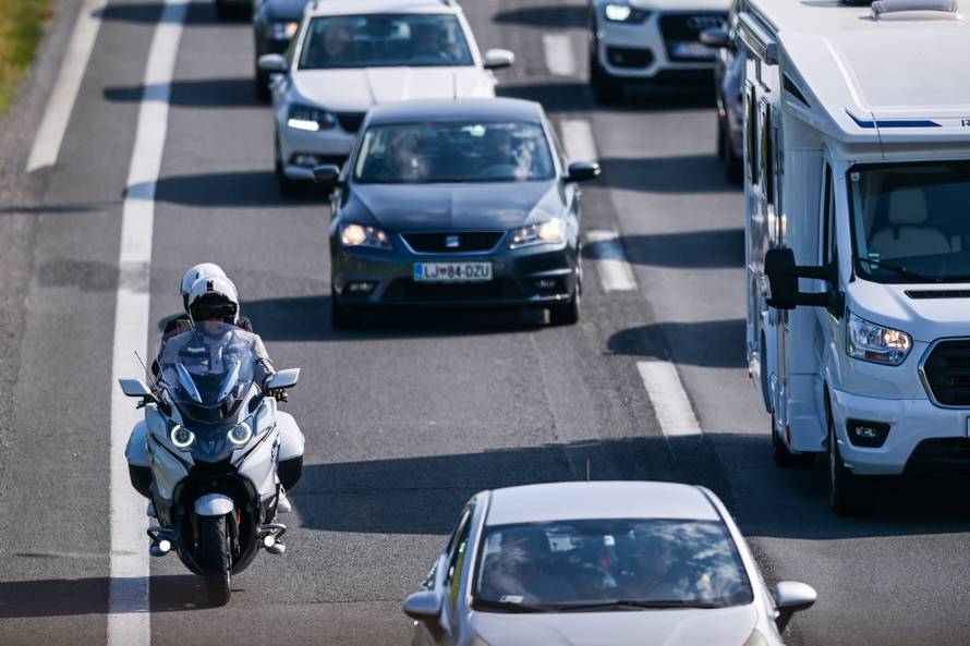 Zagreb: Gužve u prometu u smjeru mora