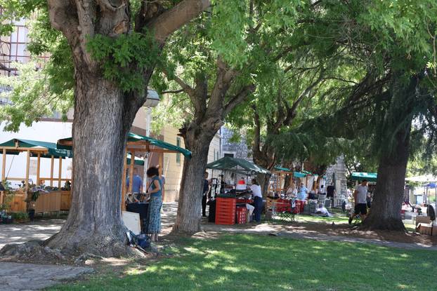 Šibenik: Zadnje pripreme prije sutrašnjeg otvorenja 16. Srednjovjekovnog sajma