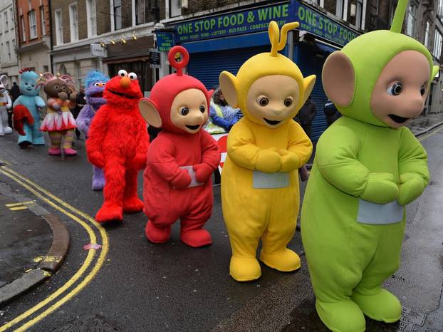 London: Trgovina Hamleys organizirala boži?nu paradu igra?aka
