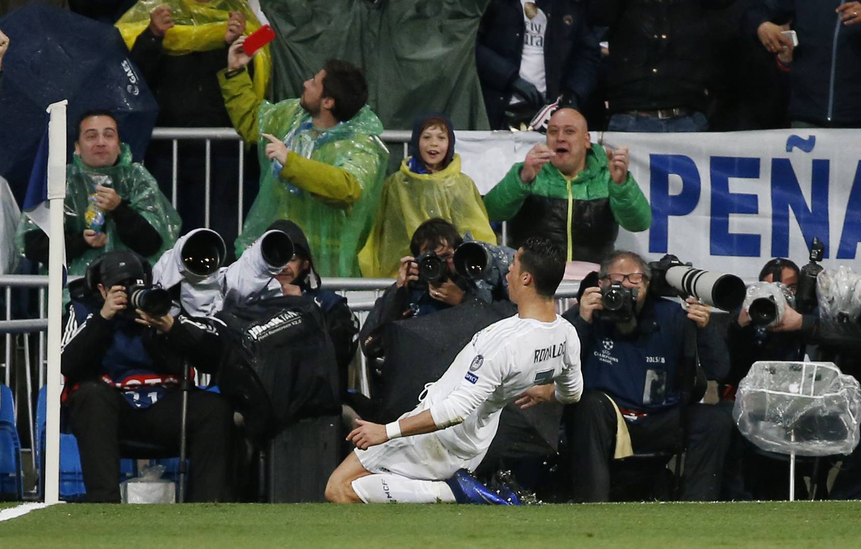 Real Madrid v VfL Wolfsburg - UEFA Champions League Quarter Final Second Leg