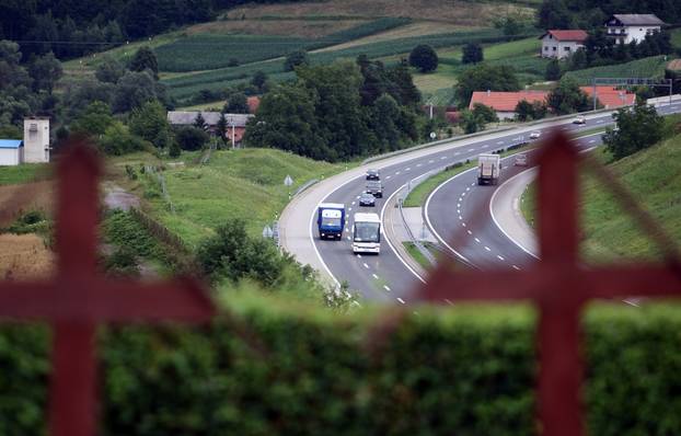 Gornje Stative: Ukleti tunel Sv. Marko ispod groblja starog sto godina