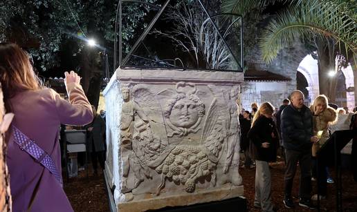 Meduzin pogled težak 36 tona: Otvorili izložbu artefakata u splitskom Arheološkom muzeju