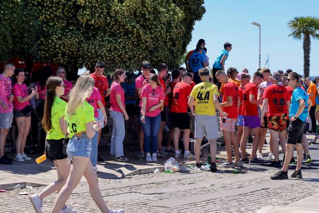 Zadar: Zadarski maturanti obilježavaju posljednji dan srednjoškolskog obrazovanja