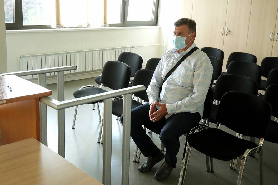 Prvo ročište: Damir Škaro kaže da nije kriv za silovanje, obrana traži da opet ispitaju žrtvu