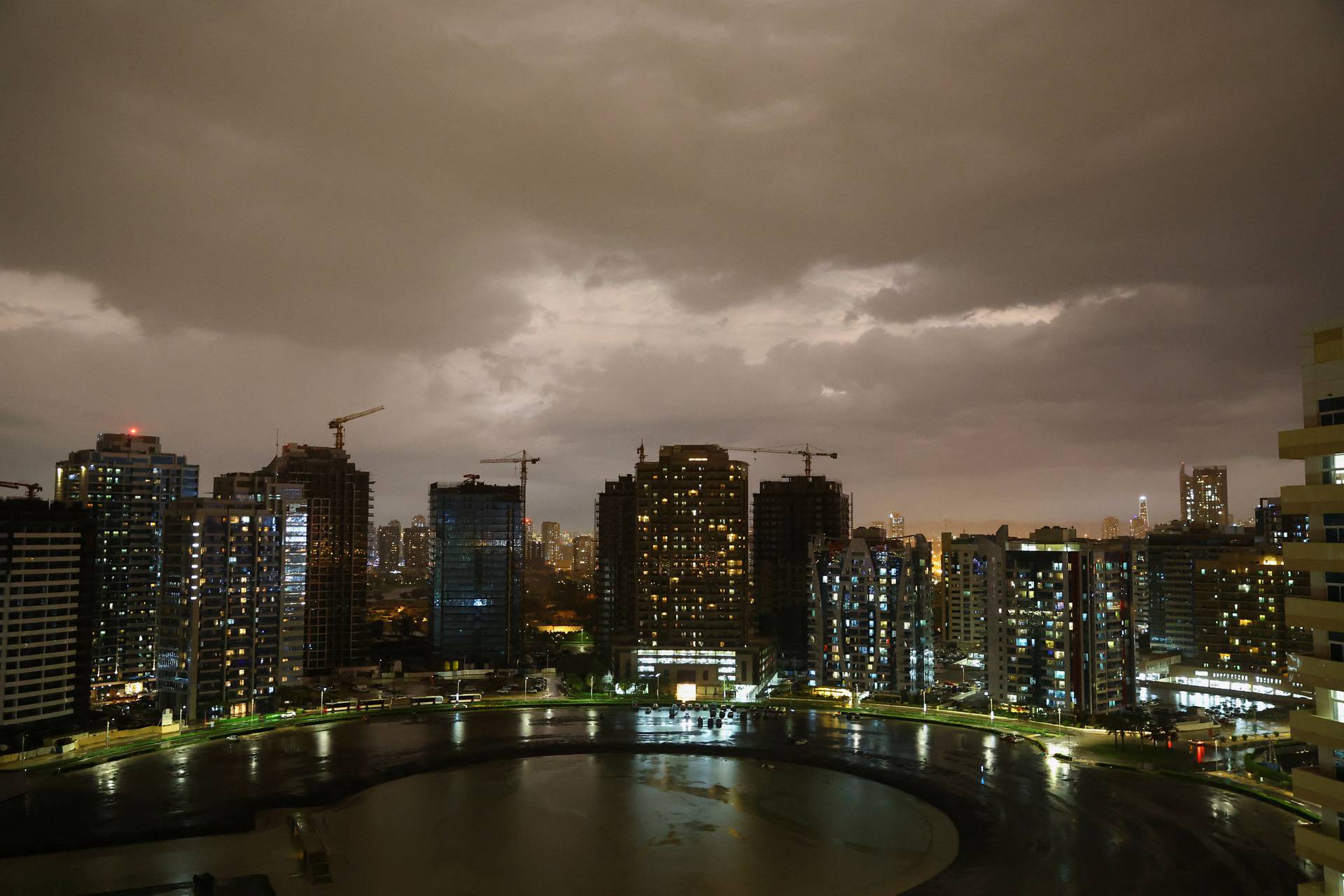 Heavy rains over Dubai