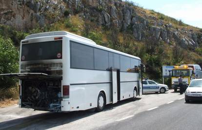 Dubrovnik: Zapalio se bus pun turista zbog instalacija