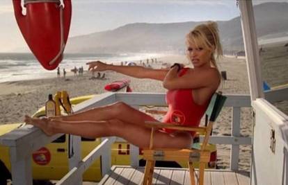 Gola Pamela dokazala da još uvijek ima 'Baywatch' figuru