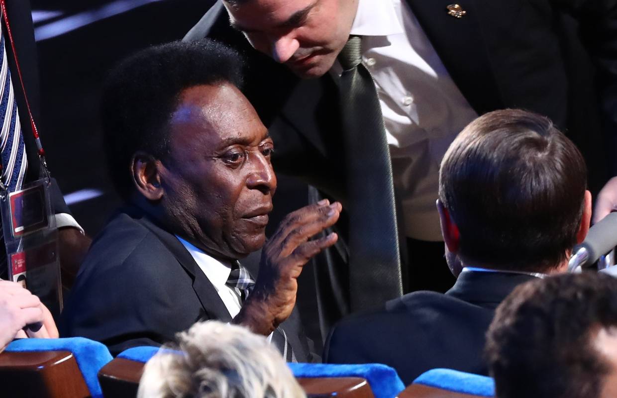 Pele već šest dana u bolnici i otkrio: Pojavio mi se tumor...