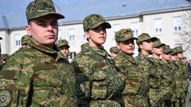 FOTO Milanović: 'O angažmanu vojske izvan domovine uvijek ćemo jako dobro razmisliti'