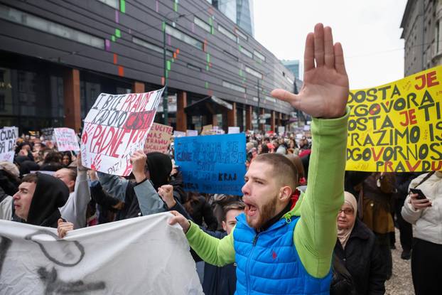 Nastavljen sedmi po redu protesti građana u Sarajevu zbog tragične tramvajske nesreće