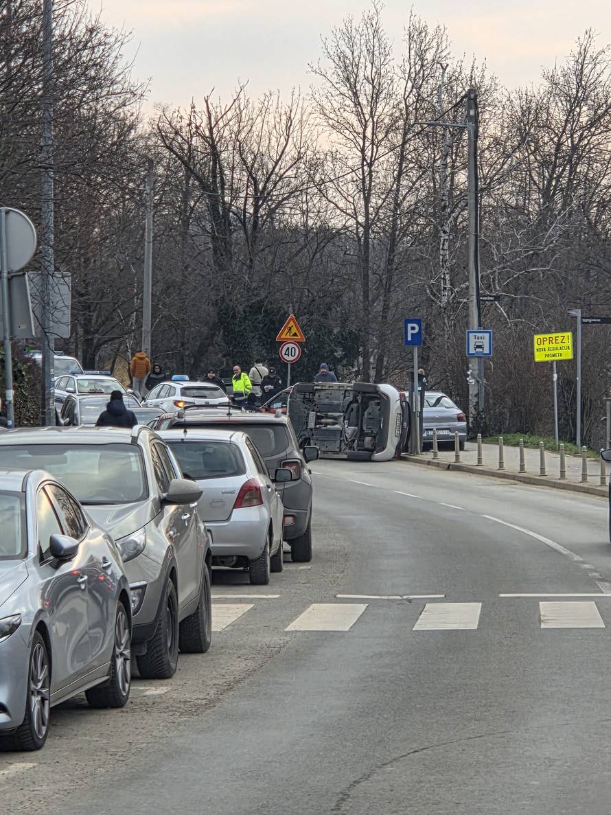 VIDEO Sudar dva auta kod Rebra, nastala velika gužva