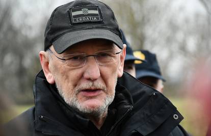 Božinović o uhićenju Hrvatica: 'Treba promisliti je li dobro vrijeme za putovanje u Srbiju'