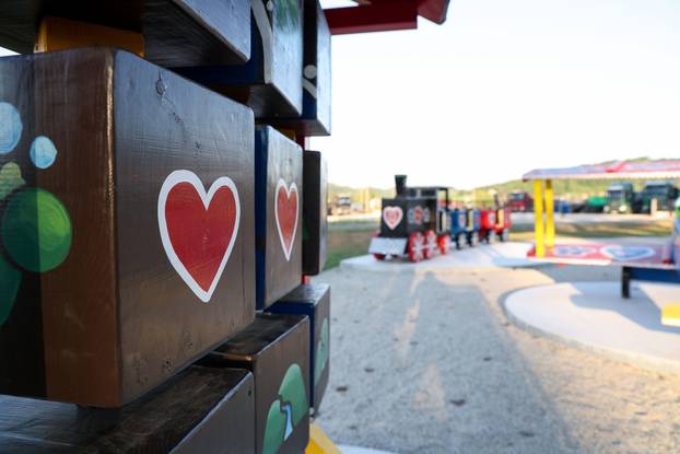 Otvoren Park tradicijskih igračaka u Tuhelju