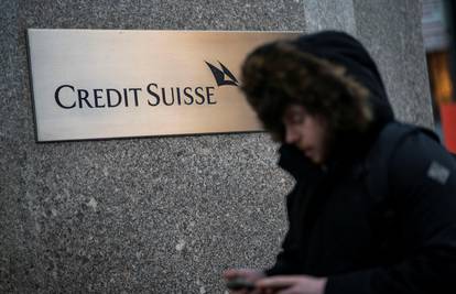 Credit Suisse posuđuje 50 mlrd. franaka i smiruje: Depoziti su sigurni, problemi su zbog SAD-a