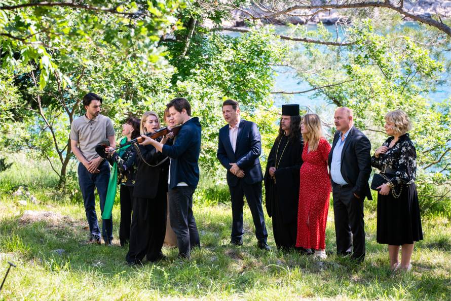 U istom kadru su Seka Sablić, Bjelogrlić, Bitorajac, Trivalić... Trailer za 'Svadbu' oduševio