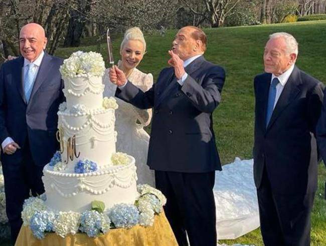 Nema više Bunga Bunga: Berlusconi 'oženio' 52 godine mlađu poslovnu suradnicu