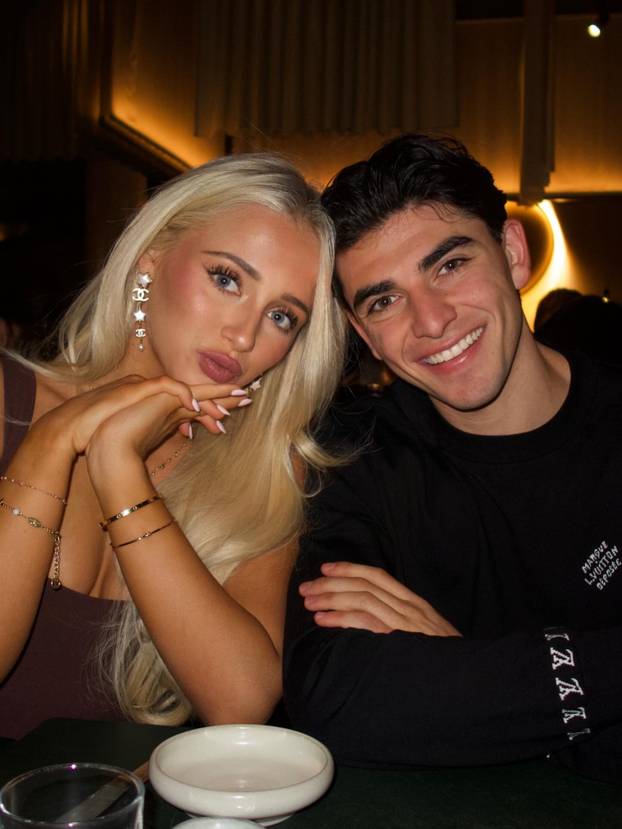 FOTO Bujna plavuša zavela je Vuškovićeva budućeg suigrača