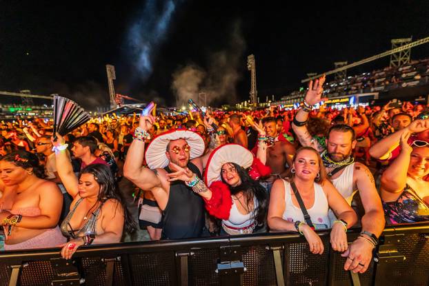 Split: Treća večer Ultra Europe Festivala, Nastup DJ-a Vini-Vici