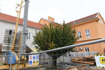 Urušio se zid zatvora u Bjelovaru, poginula dva radnika