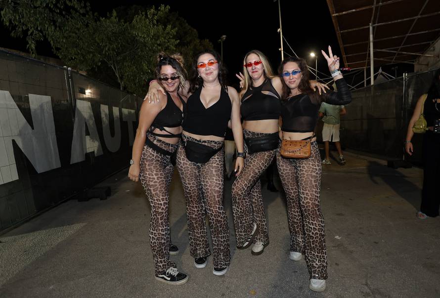 Split: Prvi koji su ušli na Ultru čekaju prve nastupe DJ-a