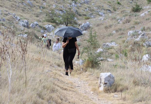 Na Kornatima obilježena 19. godišnjica tragedije u kojoj je poginulo 12 vatrogasaca