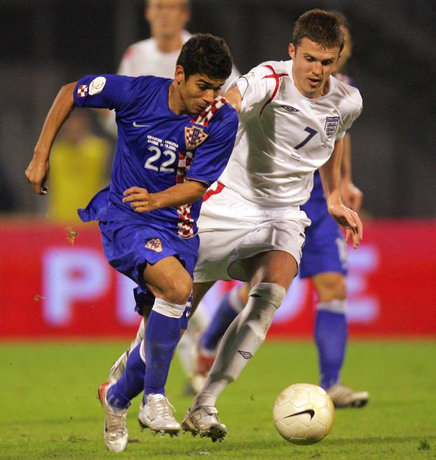 ARHIVA - 2006. Zagreb: Vatreni i "maksimirska krtica" srušili su Englesku 