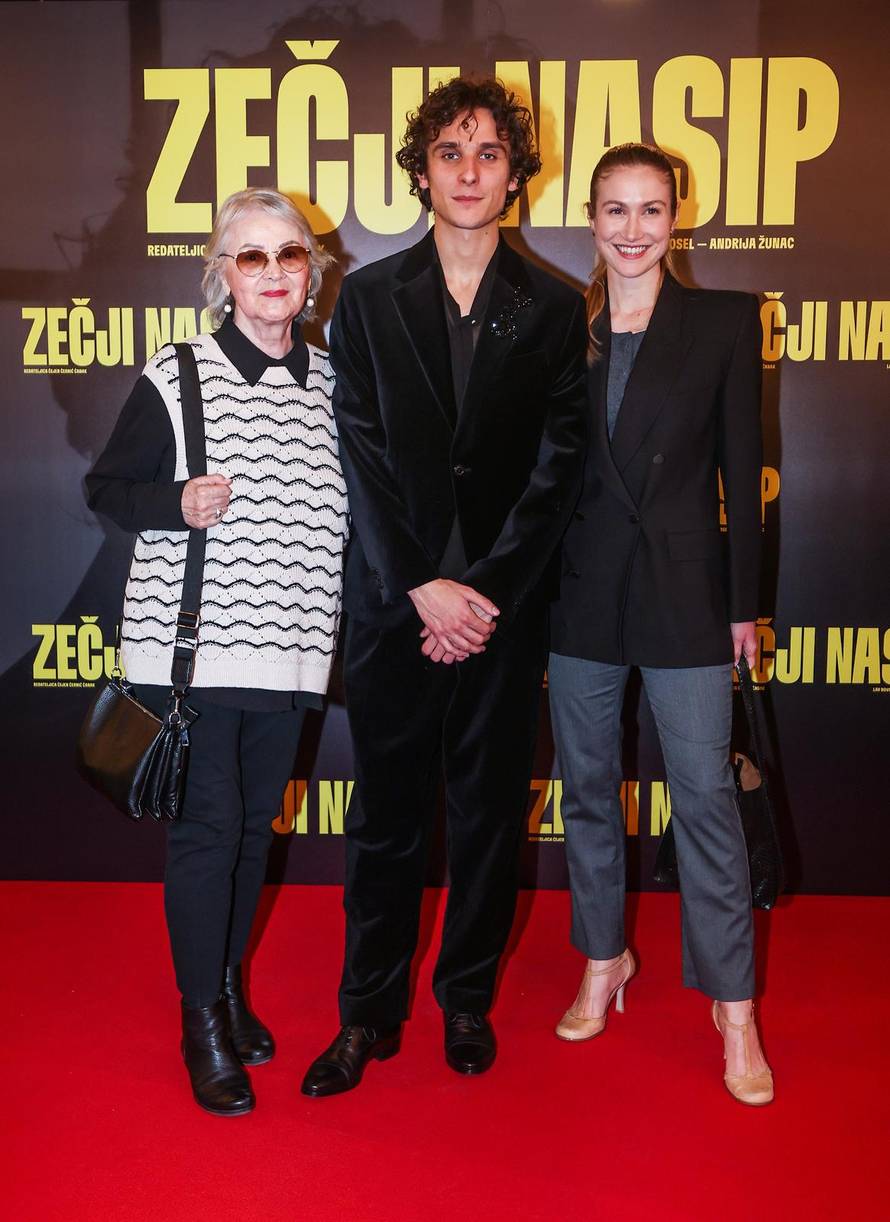 Zagreb: Svečana premijera filma "Zečji nasip"