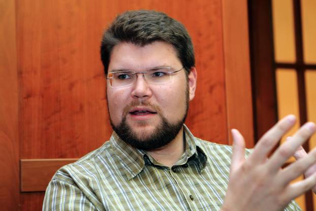 ARHIVA - 2012. Zagreb: Pe?a Grbin, saborski zastupnik SDP-a