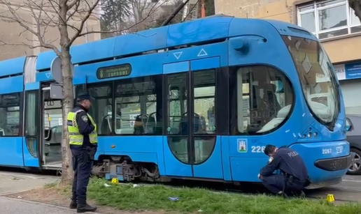 VIDEO Ovo je mjesto užasa u Zagrebu: 'Dečko je bio ispod, tramvaj su dizali vatrogasci'