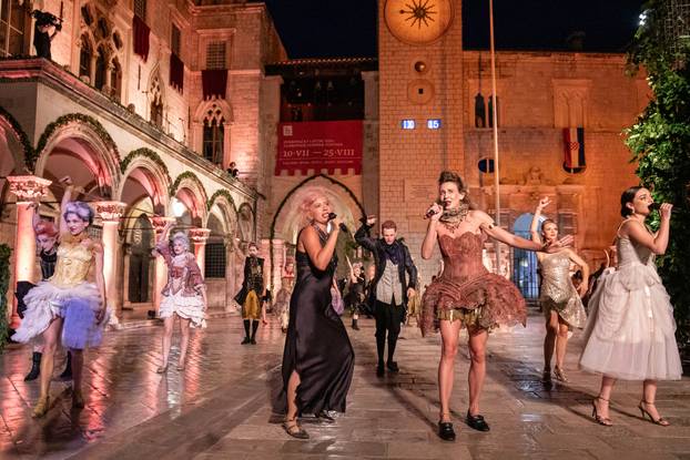 Dubrovnik: Svečano otvaranje 74. Dubrovačkih ljetnih igara ispred crkve sv.Vlaha.