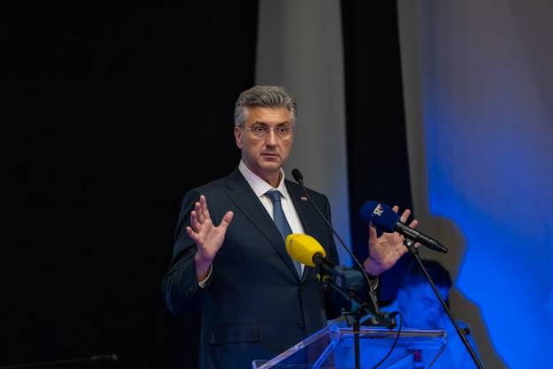 Gospić: Andrej Plenković na obilježavanju 36. obljetnice osnivanja HDZ-a u Ličko-senjskoj županiji