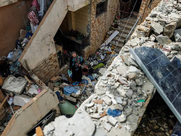 Displaced people return to their homes after a 10-day ceasefire between Lebanon and Israel went into effect.