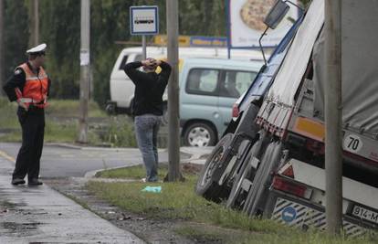 Vukovar: Sudarilo se šest vozila, troje se ozlijedilo