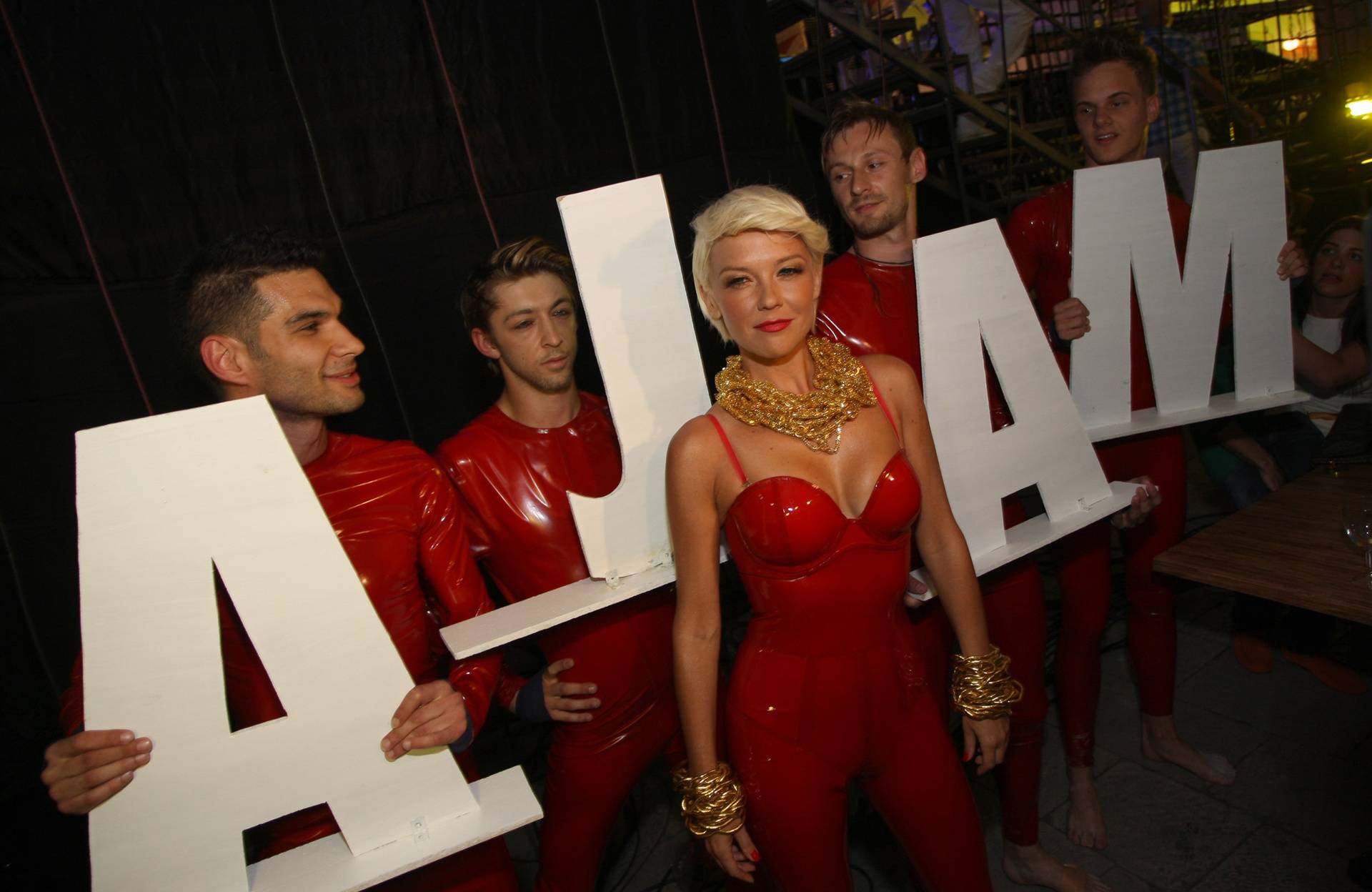 Split: Poznati se okupili na 51. Festivalu zabavne glazbe Split 2011. 