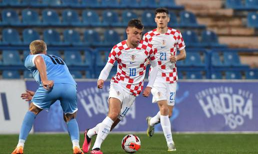 'Mladi vatreni' bili nadomak velike pobjede protiv Grčke! Promašili zicer pa primili gol...