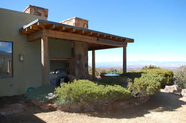 Policija objavila fotke iz doma Genea Hackmana: Stvari su posvuda, našli mrtve glodavce