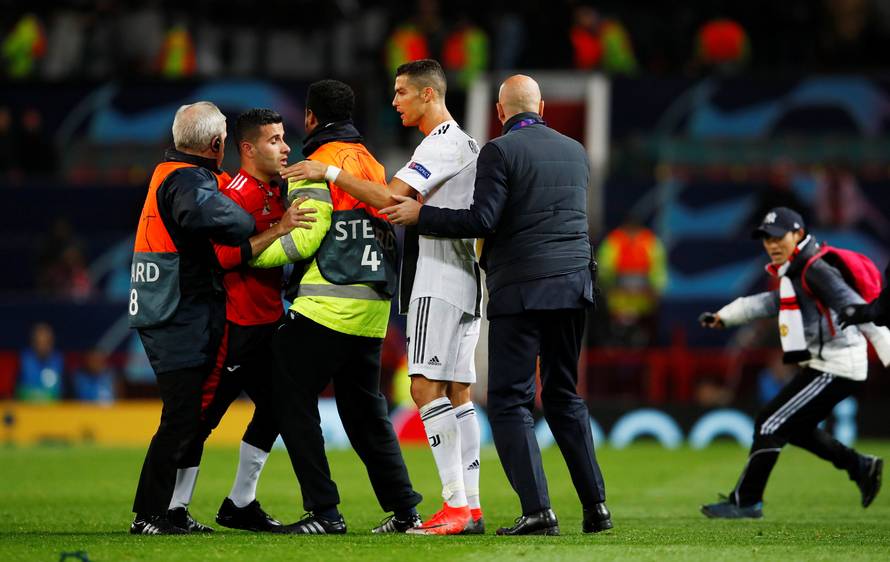 Champions League - Group Stage - Group H - Manchester United v Juventus