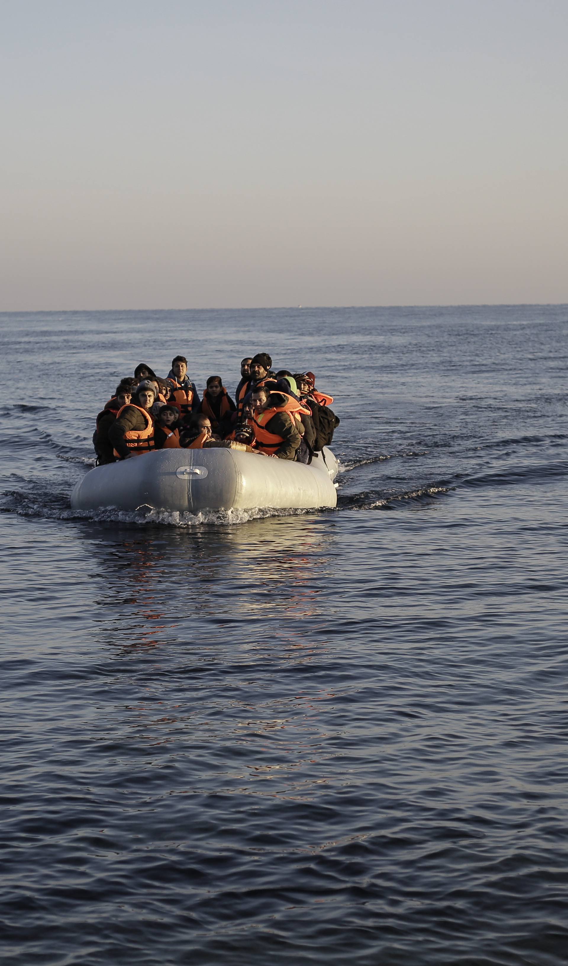 Refugees arrive in Lesvos