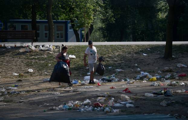 Zagreb: Čišćenje Bundeka jutro nakon Thompsonovog koncerta