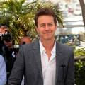 Edward Norton skuplja novac za izbjeglice koje stižu u SAD