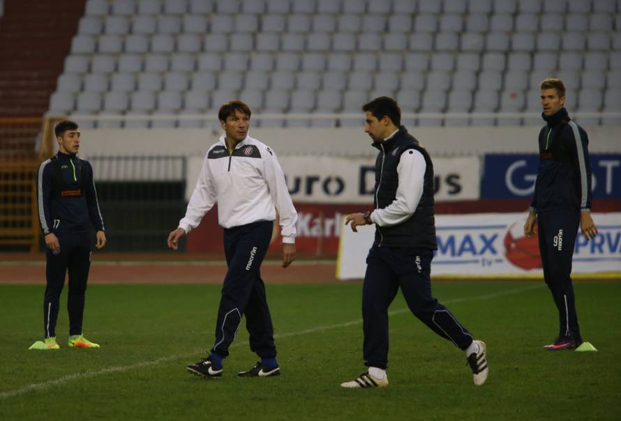 Ako Kos mora lupiti šakom o stol, onda Hajduk nema vođu