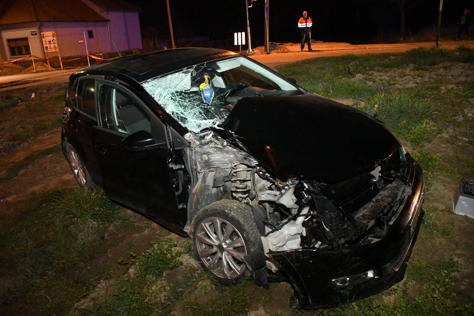 Bjelovar: Vlak naletio na automobil, nema ozlijeđenih