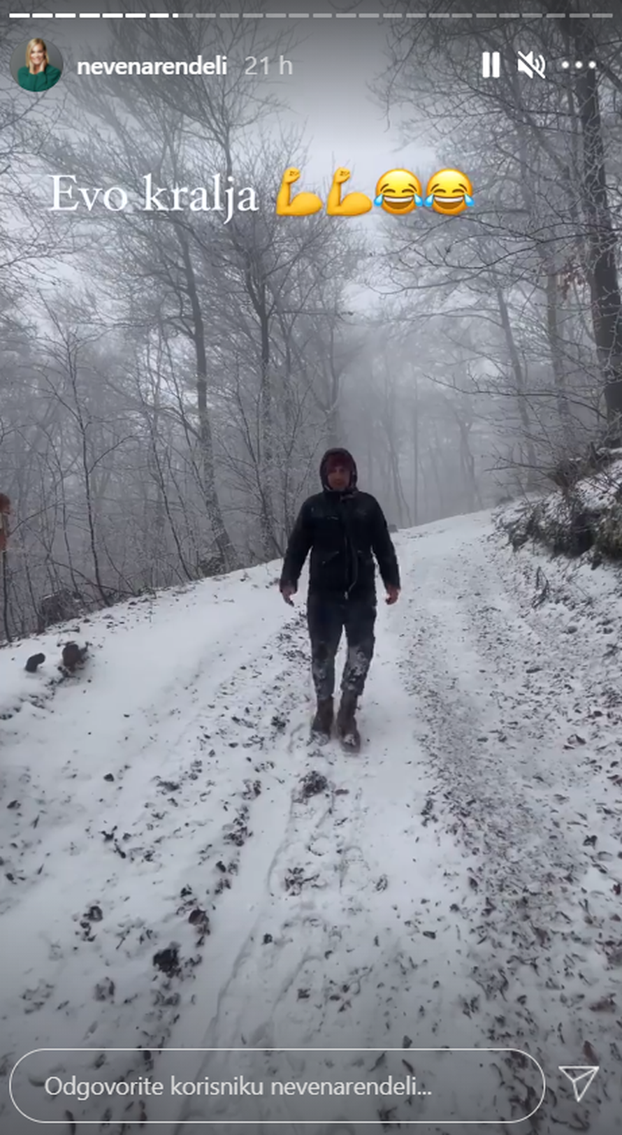 Rendeli nasmijala videom: Muž je snimao za Instagram pa pao